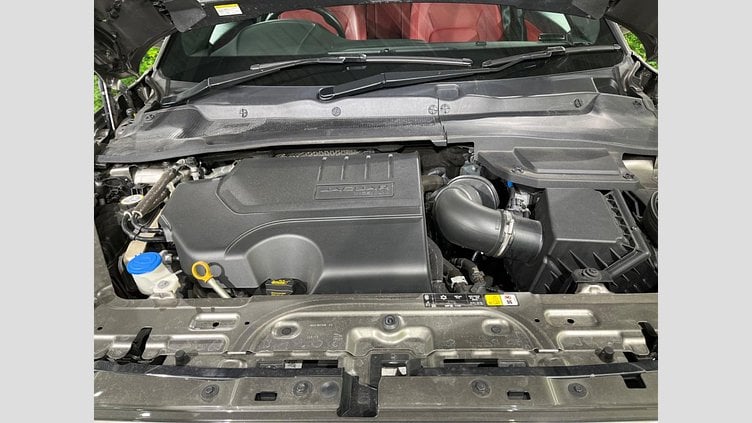 2019 認定中古車 Jaguar E-Pace Silicon Silver 4WD Ｒ‐ダイナミック ＨＳＥ ３００ＰＳ