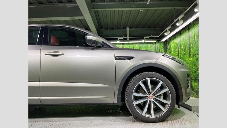 2019 認定中古車 Jaguar E-Pace Silicon Silver 4WD Ｒ‐ダイナミック ＨＳＥ ３００ＰＳ
