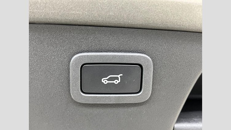 2019 認定中古車 Jaguar E-Pace Silicon Silver 4WD Ｒ‐ダイナミック ＨＳＥ ３００ＰＳ