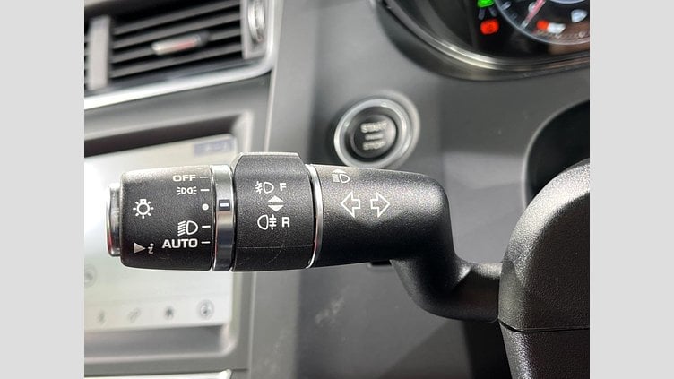 2019 認定中古車 Jaguar E-Pace Silicon Silver 4WD Ｒ‐ダイナミック ＨＳＥ ３００ＰＳ
