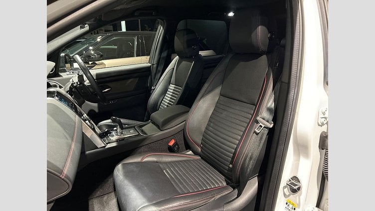 2019 認定中古車 Land Rover Discovery Sport Fuji White P250 R-Dynamic SE