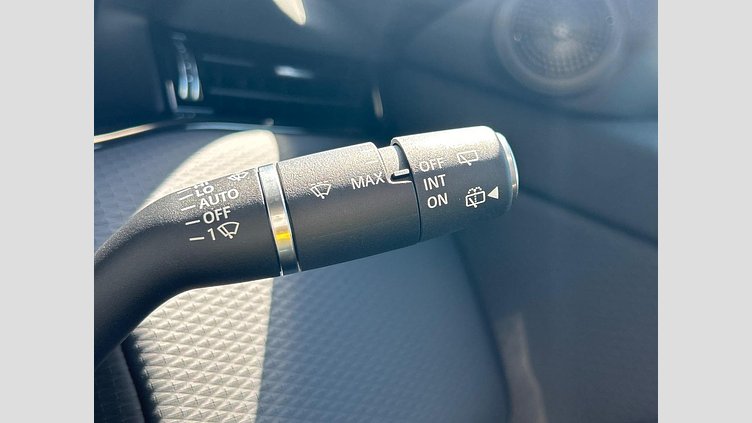 2023 認定中古車 Land Rover Range Rover Evoque Fuji White D200 AWD R-Dynamic S