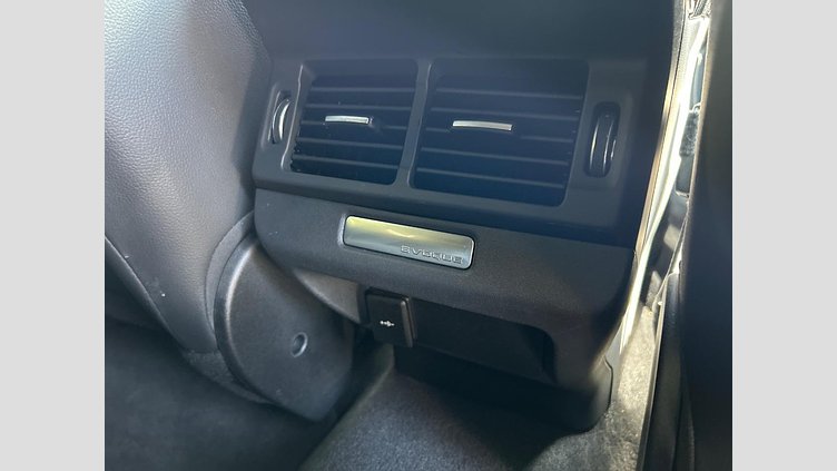 2023 認定中古車 Land Rover Range Rover Evoque Fuji White D200 AWD R-Dynamic S