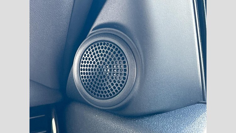 2023 認定中古車 Land Rover Range Rover Evoque Fuji White D200 AWD R-Dynamic S