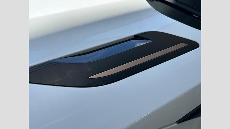 2023 認定中古車 Land Rover Range Rover Evoque Fuji White D200 AWD R-Dynamic S