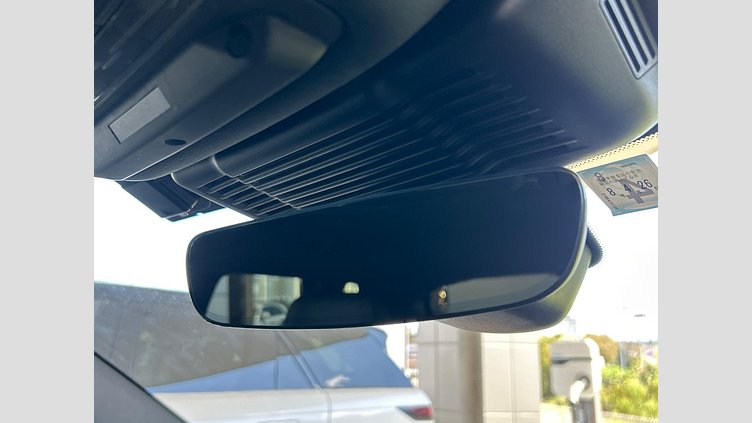 2023 認定中古車 Land Rover Range Rover Evoque Fuji White D200 AWD R-Dynamic S