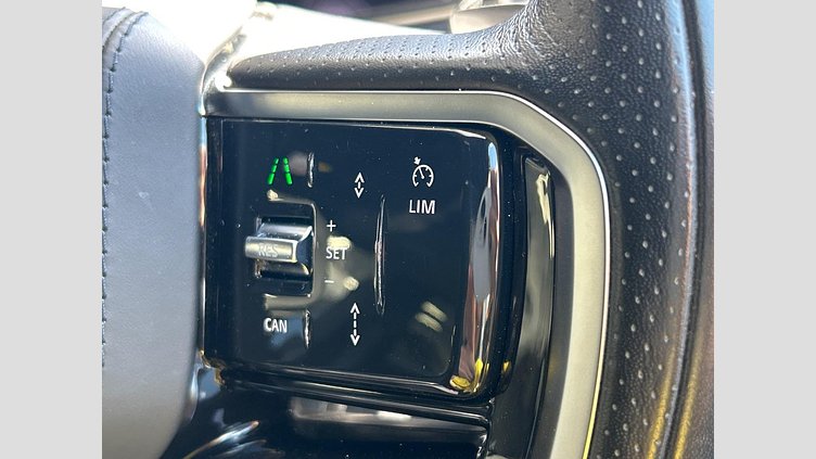 2023 認定中古車 Land Rover Range Rover Evoque Fuji White D200 AWD R-Dynamic S