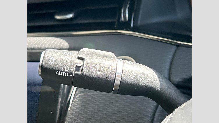 2023 認定中古車 Land Rover Range Rover Evoque Fuji White D200 AWD R-Dynamic S