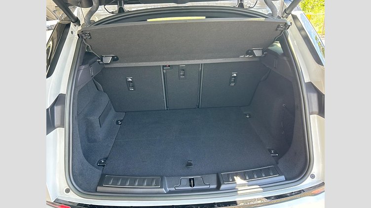 2023 認定中古車 Land Rover Range Rover Evoque Fuji White D200 AWD R-Dynamic S