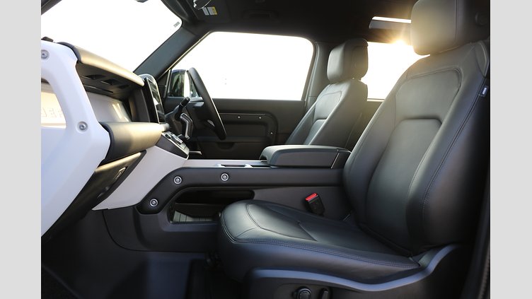 2025 認定中古車 Land Rover Defender 90 Carpathian Grey 4WD X-DYNAMIC HSE