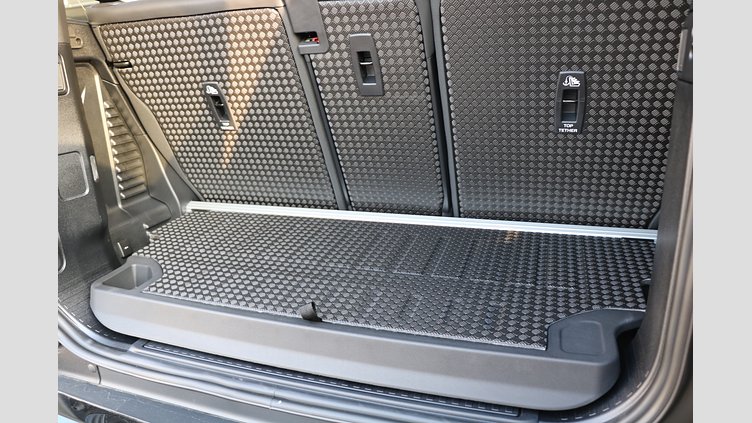 2025 認定中古車 Land Rover Defender 90 Carpathian Grey 4WD X-DYNAMIC HSE