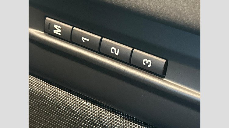 2024 認定中古車 Land Rover Range Rover Evoque Arroios Grey P200 Dynamic SE