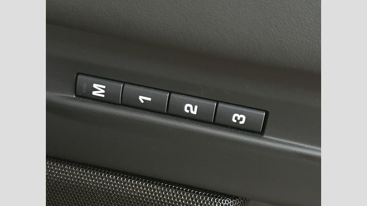 2023 認定中古車 Land Rover Range Rover Evoque Fuji White P250 Dynamic HSE