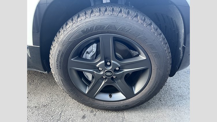 2024 認定中古車 Land Rover Defender 90 Fuji White 4WD X-DYNAMIC HSE D300 AWD（AT）