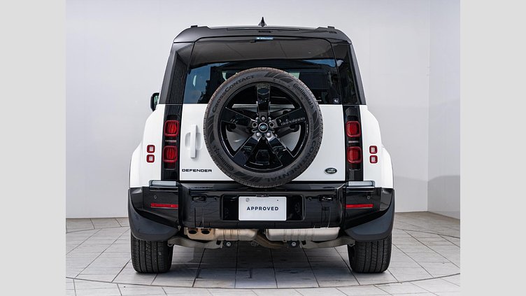 2023 認定中古車 Land Rover Defender 110 Fuji White D300 AWD X-Dynamic HSE