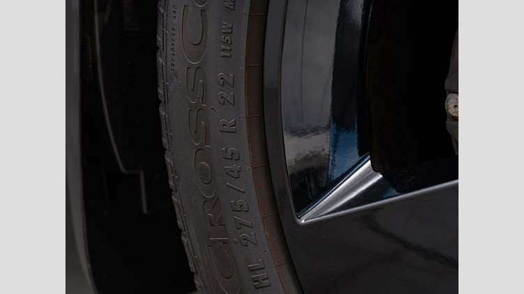 2023 認定中古車 Land Rover Defender 110 Fuji White D300 AWD X-Dynamic HSE