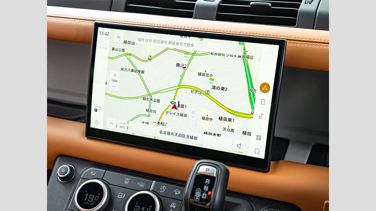 2023 認定中古車 Land Rover Defender 110 Fuji White D300 AWD X-Dynamic HSE