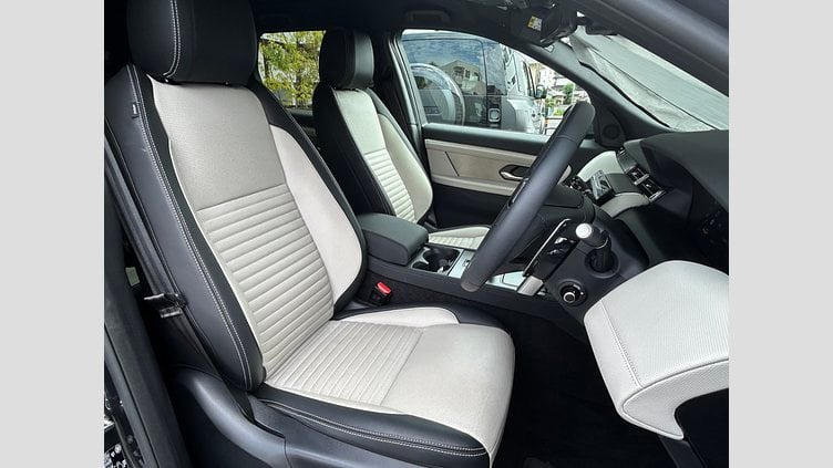 2024 認定中古車 Land Rover Discovery Sport Carpathian Grey 2.0D　DynamicSE DynamicSE