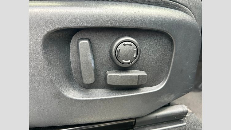 2024 認定中古車 Land Rover Discovery Sport Carpathian Grey 2.0D　DynamicSE DynamicSE