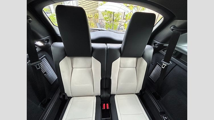 2024 認定中古車 Land Rover Discovery Sport Carpathian Grey 2.0D　DynamicSE DynamicSE