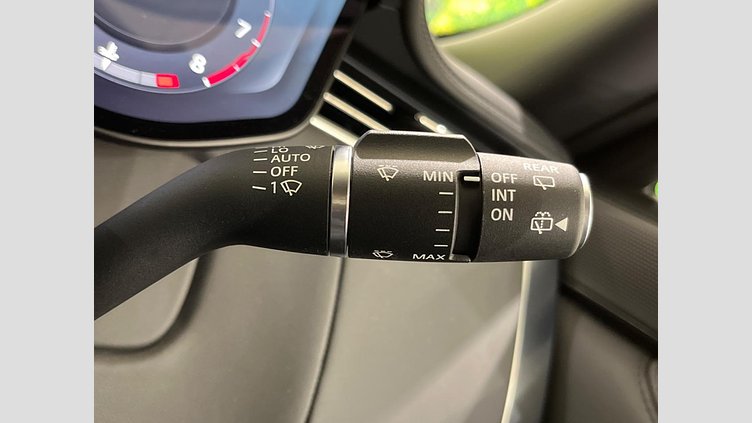 2024 認定中古車 Land Rover Range Rover Flux Silver - Satin finish 4WD
 ＳＶ Ｐ６１５