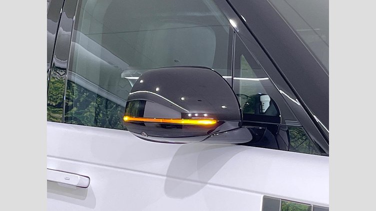 2024 認定中古車 Land Rover Range Rover Flux Silver - Satin finish 4WD
 ＳＶ Ｐ６１５