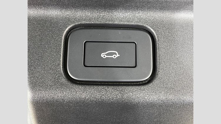 2024 認定中古車 Land Rover Range Rover Flux Silver - Satin finish 4WD
 ＳＶ Ｐ６１５