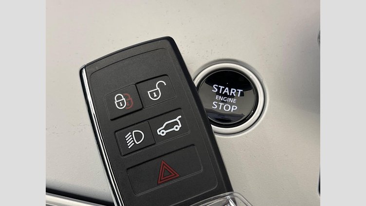 2024 認定中古車 Land Rover Range Rover Flux Silver - Satin finish 4WD
 ＳＶ Ｐ６１５