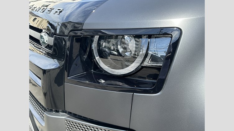 2024 認定中古車 Land Rover Defender 110 Carpathian Grey V8 525PS V8