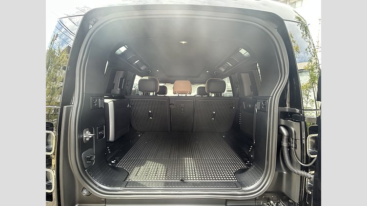 2024 認定中古車 Land Rover Defender 110 Carpathian Grey V8 525PS V8