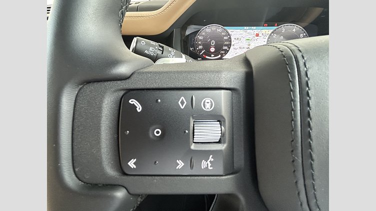 2024 認定中古車 Land Rover Defender 110 Carpathian Grey V8 525PS V8