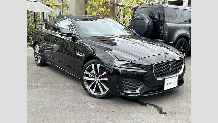 2021 認定中古車 Jaguar XE Santorini Black 2.0D AWD  R-Dynamic S