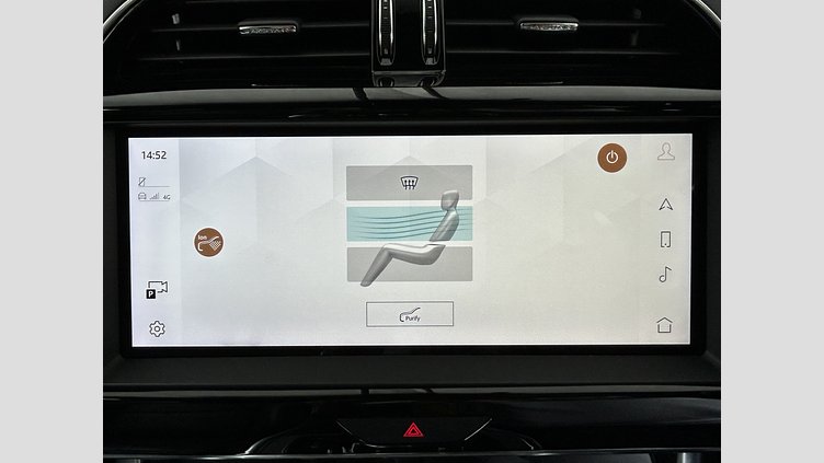 2021 認定中古車 Jaguar XE Santorini Black 2.0D AWD  R-Dynamic S