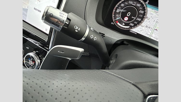2021 認定中古車 Jaguar XE Santorini Black 2.0D AWD  R-Dynamic S
