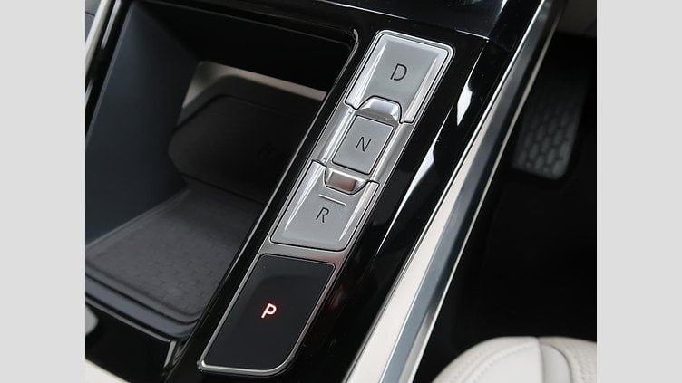 2023 認定中古車 Jaguar I-Pace Firenze Red EV SE