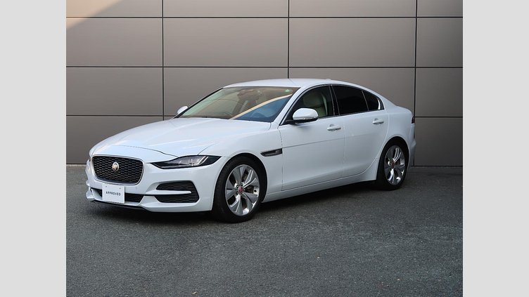 2020 認定中古車 Jaguar XE Yulong White 250PS S