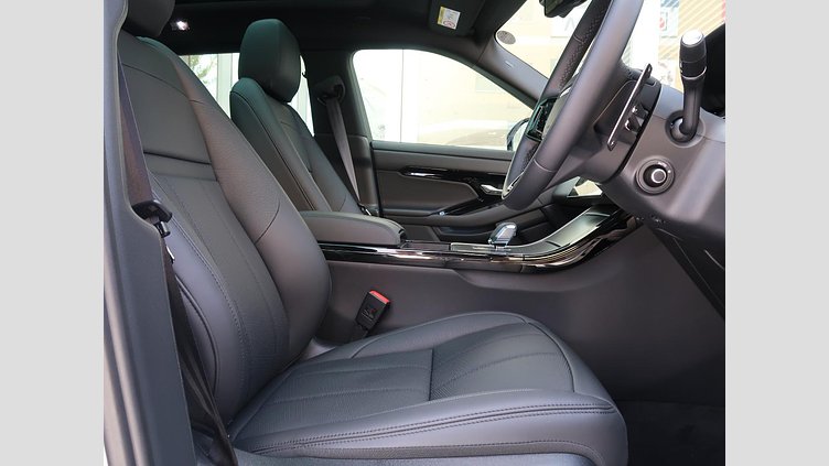 2024 認定中古車 Land Rover Range Rover Evoque Fuji White  Ｐ３００ｅ ダイナミック ＨＳＥ