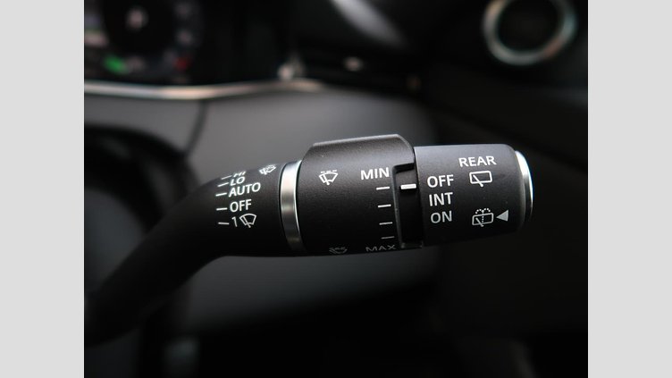 2024 認定中古車 Land Rover Range Rover Evoque Fuji White  Ｐ３００ｅ ダイナミック ＨＳＥ