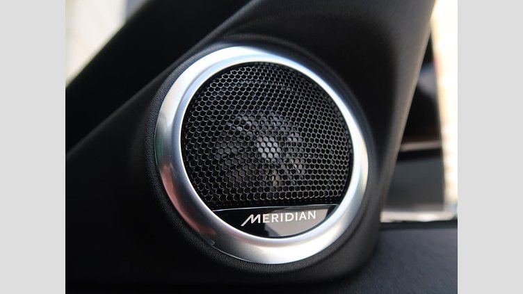 2024 認定中古車 Land Rover Range Rover Evoque Fuji White  Ｐ３００ｅ ダイナミック ＨＳＥ