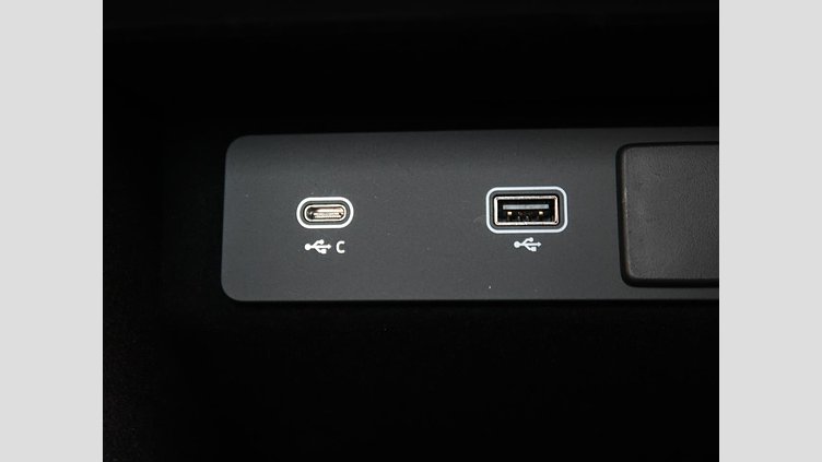 2024 認定中古車 Land Rover Range Rover Evoque Fuji White  Ｐ３００ｅ ダイナミック ＨＳＥ