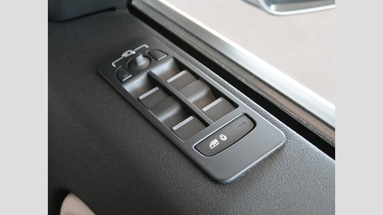 2023 認定中古車 Land Rover Discovery Sport Fuji White P250 RダイナミックS