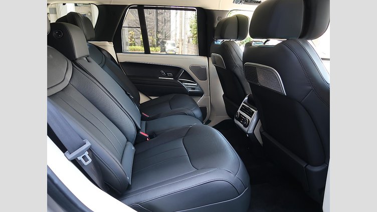 2024 認定中古車 Land Rover Range Rover Batumi Gold D300 オートバイオグラフィ