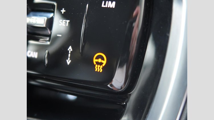 2021 認定中古車 Land Rover Range Rover Evoque Yulong White 200PS
 S