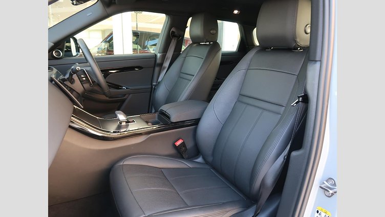 2024 認定中古車 Land Rover Range Rover Evoque Arroios Grey P200 SE
