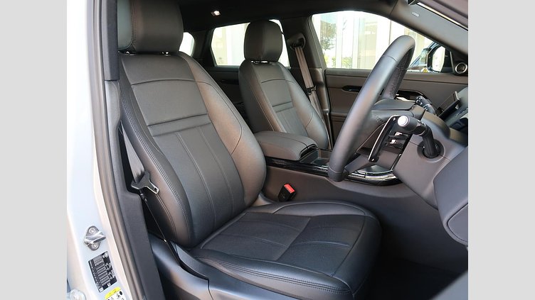 2024 認定中古車 Land Rover Range Rover Evoque Arroios Grey P200 SE