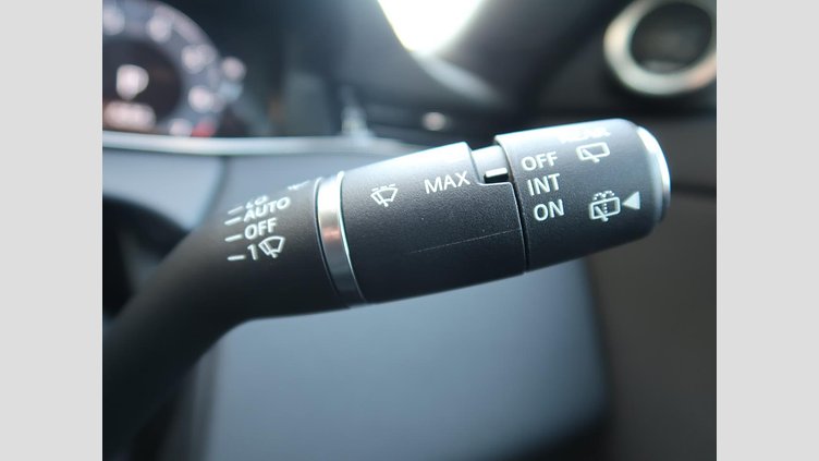 2024 認定中古車 Land Rover Range Rover Evoque Arroios Grey P200 SE