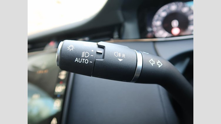 2024 認定中古車 Land Rover Range Rover Evoque Arroios Grey P200 SE