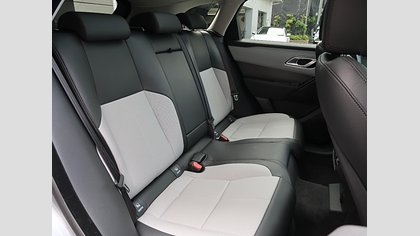Range Rover Velar 16