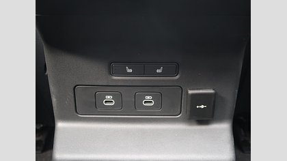 Range Rover Velar 41