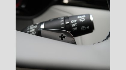 Range Rover Velar 14